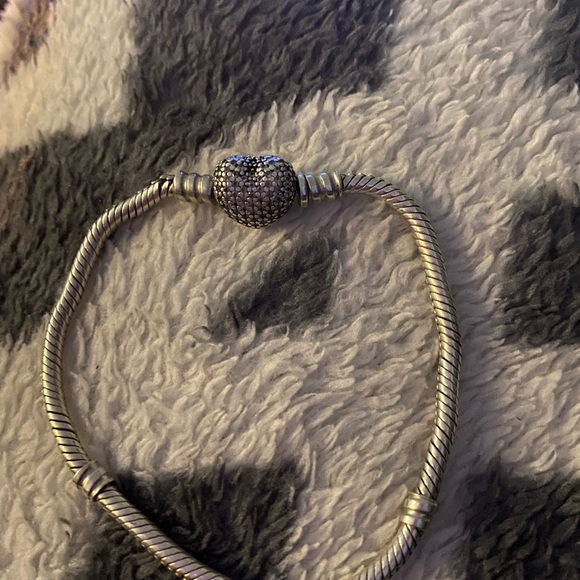 Pandora Bracelet - Picture 4 of 5